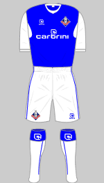 oldham athletic fc 2010-11 home kit